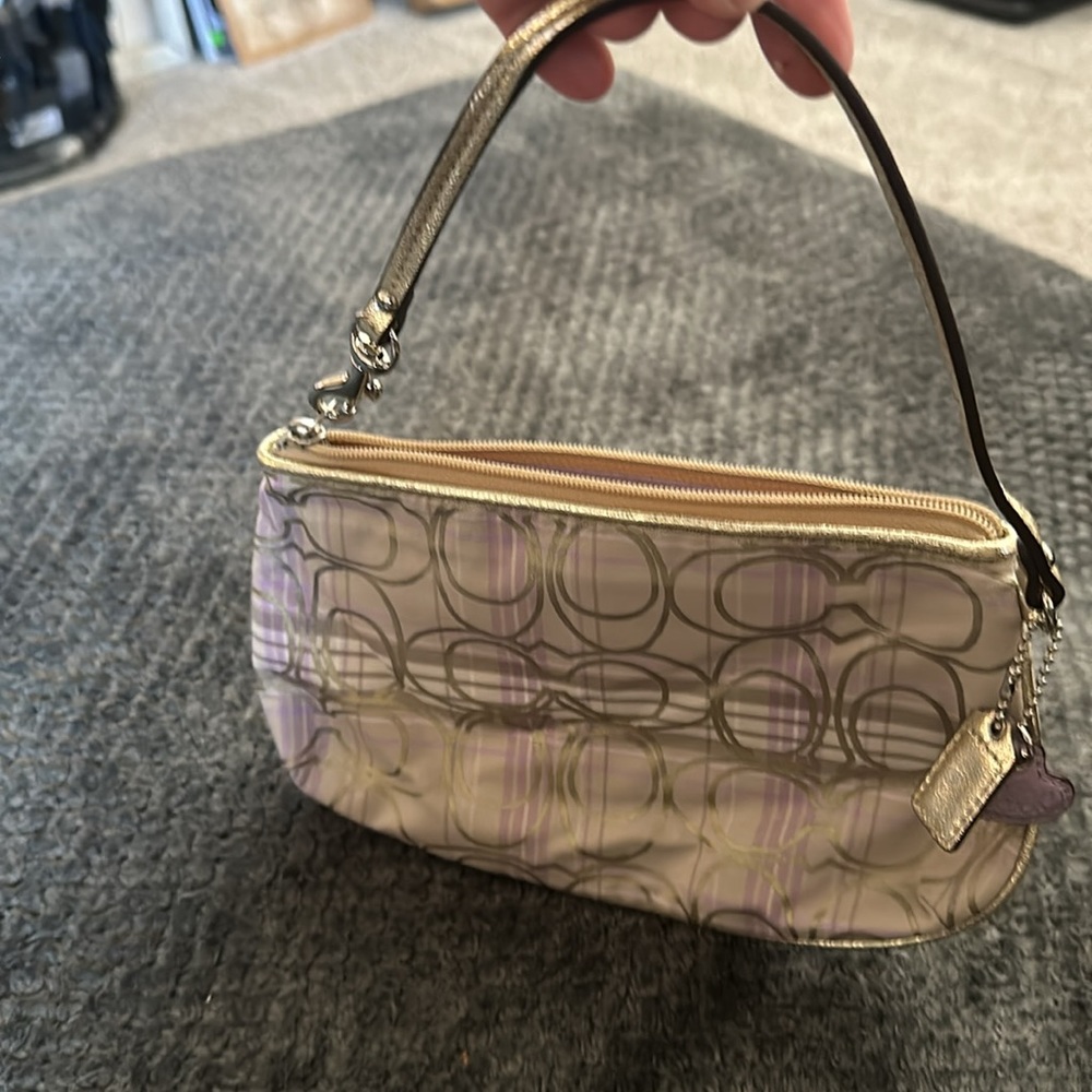 Coach lilac and gold bag with wallet and mini purse. - Picture 9 of 15